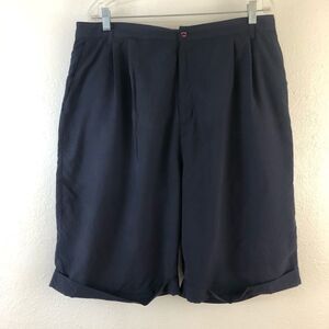 Chipshot Golf Blue Bermuda Shorts size 40